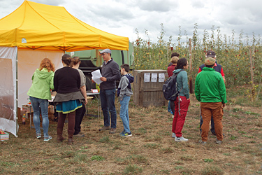 Viele SoLaWi-Mitglieder kamen zum Herbstfest