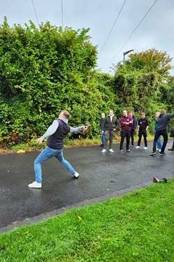 Gummistiefel-Weitwurf