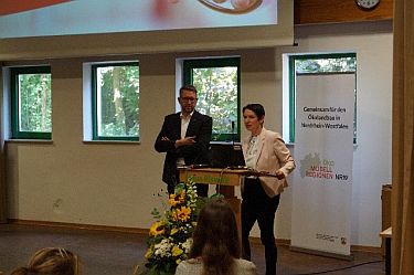 Silke Gorißen (Kleve) und Ingo Brohl (Wesel) eröffneten das Projekt